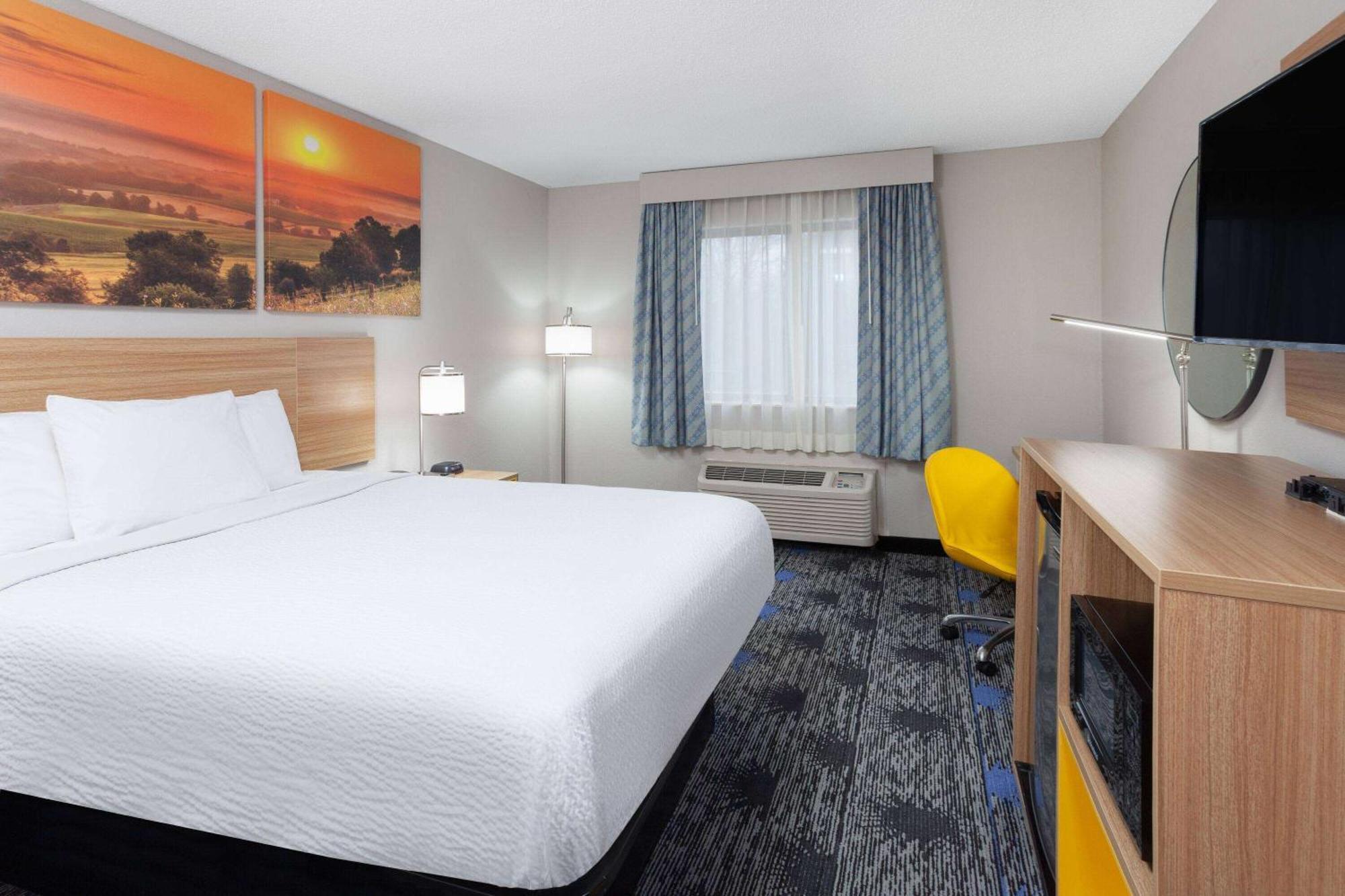 Days Inn By Wyndham Wooster Εξωτερικό φωτογραφία